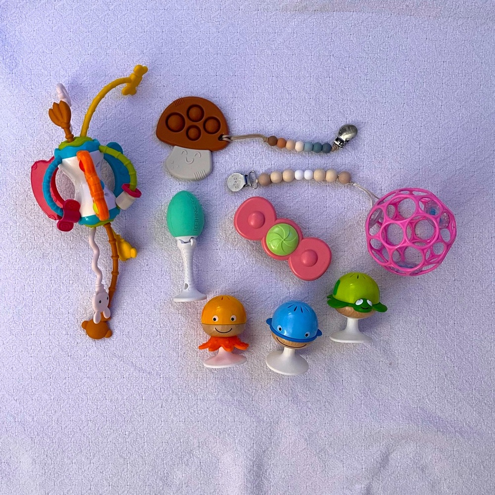 Infant Pop Shaker Fidget Toy Bundle